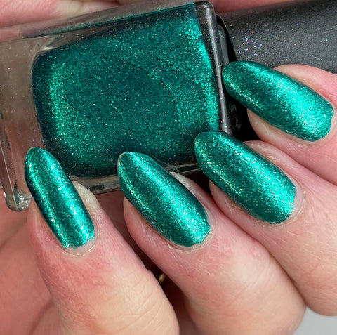 Elegant Emerald - a foil look emerald green packed with green and silver metallic flakes