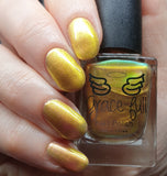 Golden Stage - a topper with powerful shift in the colours gold/yellow - red/pink