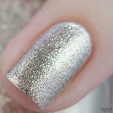 Moonface – a champagne coloured metallic flakie polish